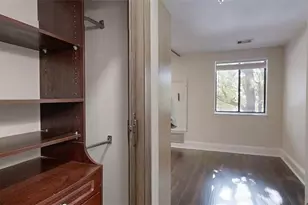 300 Johnson Ferry Road NE, Sandy Springs, GA 30328 - Photo 11