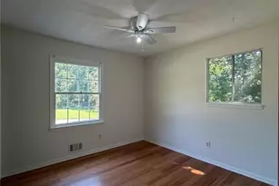 6892 Maddox Rd, Morrow, GA 30260 - Photo 9