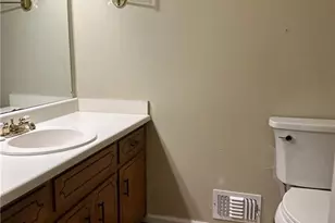 1763 Shadybrook Ct, Lawrenceville, GA 30043 - Photo 25