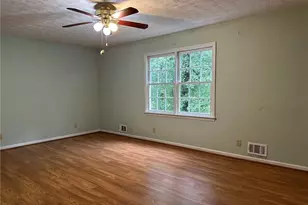 1763 Shadybrook Ct, Lawrenceville, GA 30043 - Photo 17