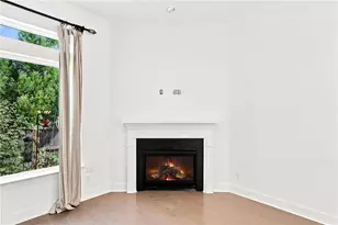 201 Floral Valley Dr, Woodstock, GA 30188 - Photo 35