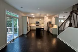 3325 Trowbridge Dr, Cumming, GA 30040 - Photo 5