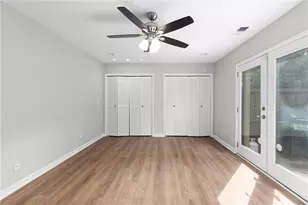 15 Ivy Square Northeast, Atlanta, GA 30342 - Photo 27