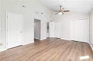 15 Ivy Square Northeast, Atlanta, GA 30342 - Photo 23