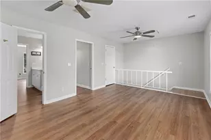 15 Ivy Square Northeast, Atlanta, GA 30342 - Photo 17