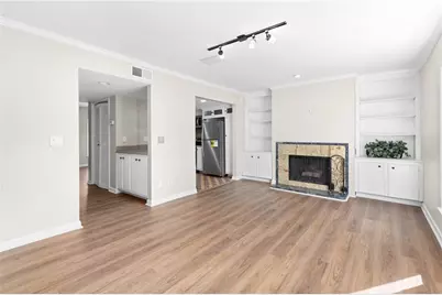 15 Ivy Square NE, Atlanta, GA 30342 - Photo 13