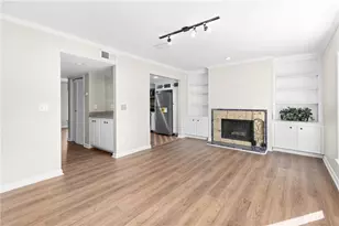 15 Ivy Square Northeast, Atlanta, GA 30342 - Photo 13
