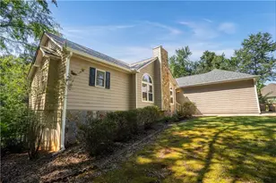 337 Keys Dr, Braselton, GA 30517 - Photo 3