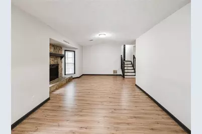1758 Eric Circle, Lawrenceville, GA 30043 - Photo 3