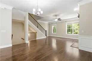 2270 Tenor Ln, Alpharetta, GA 30009 - Photo 9