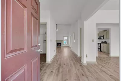 1412 Silvergate Way, Winder, GA 30680 - Photo 5