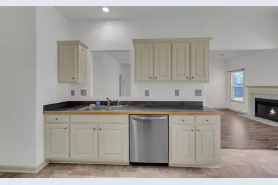 1412 Silvergate Way, Winder, GA 30680 - Photo 15