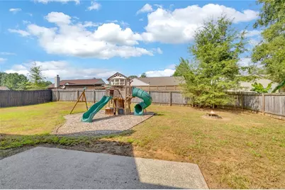 1412 Silvergate Way, Winder, GA 30680 - Photo 17