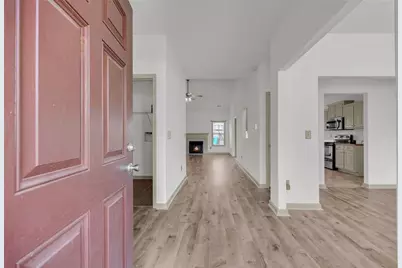 1412 Silvergate Way, Winder, GA 30680 - Photo 5