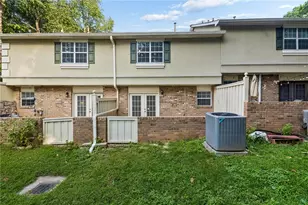 6900 Roswell Rd, Sandy Springs, GA 30328 - Photo 25