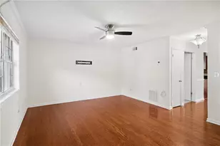 6900 Roswell Rd, Sandy Springs, GA 30328 - Photo 7