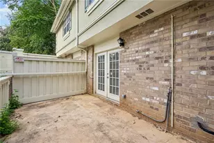6900 Roswell Rd, Sandy Springs, GA 30328 - Photo 23