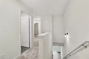 6865 Mountain Cir, Riverdale, GA 30274 - Photo 15