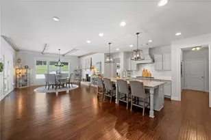 2440 Sunflower Dr, Hoschton, GA 30548 - Photo 7