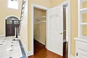 8585 Driver Cir, Alpharetta, GA 30022 - Photo 17