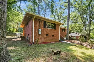 128 Dickson Ct, Marietta, GA 30066 - Photo 3
