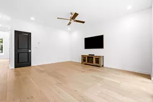 395 Pratt Dr, Atlanta, GA 30315 - Photo 9