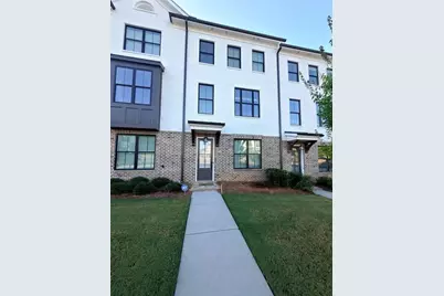 605 Millcroft Boulevard, Buford, GA 30518 - Photo 1