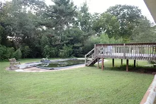 8295 Valley Stream Dr, Jonesboro, GA 30236 - Photo 11