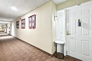 1800 Clairmont Lake, Decatur, GA 30033 - Photo 5