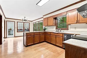 2746 Summercrest Ln, Duluth, GA 30096 - Photo 9