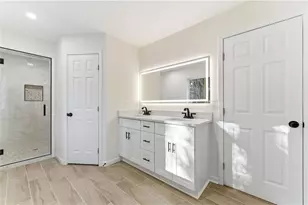 1715 Crestline Dr NE, Atlanta, GA 30345 - Photo 19