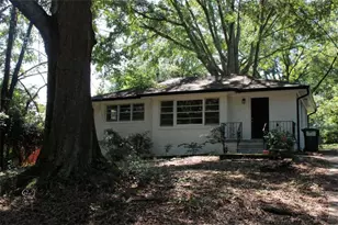 5565 Cypress Dr, Forest Park, GA 30297 - Photo 1