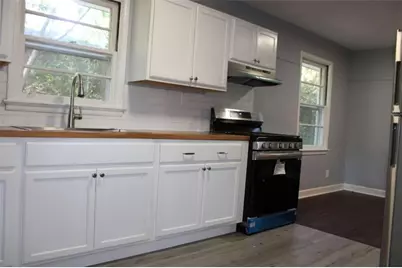 5565 Cypress Drive, Forest Park, GA 30297 - Photo 9
