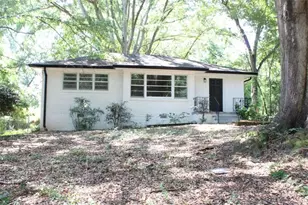 5565 Cypress Dr, Forest Park, GA 30297 - Photo 3