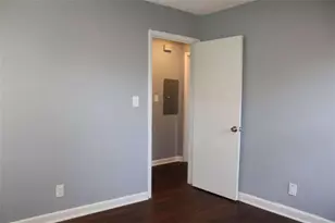 5565 Cypress Dr, Forest Park, GA 30297 - Photo 17