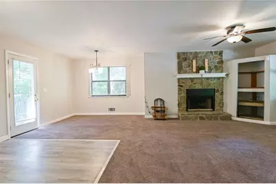 615 Brooks St Street, Dallas, GA 30157 - Photo 5
