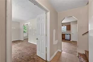 6077 Cherokee Valley Terrace, Lithonia, GA 30058 - Photo 3