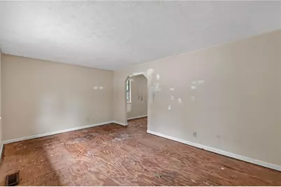6077 Cherokee Valley Lane, Lithonia, GA 30058 - Photo 5