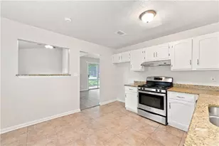3246 Fescue Cir, Lawrenceville, GA 30044 - Photo 5