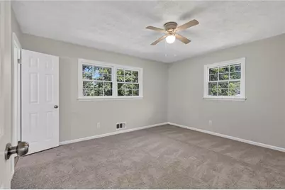 5675 Morning Creek Circle, College Park, GA 30349 - Photo 13
