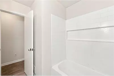664 Wallington Way, Lawrenceville, GA 30046 - Photo 15