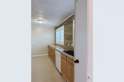 21 Maurice Way, Lavonia, GA 30553 - Photo 5