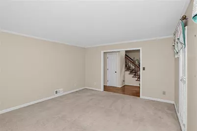 110 Jade Cove Circle, Roswell, GA 30075 - Photo 7