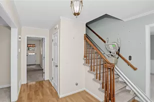110 Jade Cove Cir, Roswell, GA 30075 - Photo 3