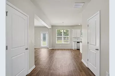 1146 E Shoreview Drive, McDonough, GA 30253 - Photo 3