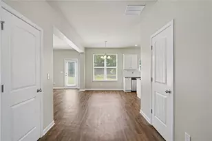 1146 E Shoreview Dr, McDonough, GA 30253 - Photo 3