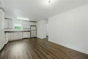226 Thornton St SW, Atlanta, GA 30315 - Photo 9