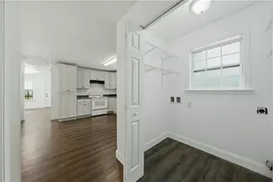 226 Thornton St SW, Atlanta, GA 30315 - Photo 11