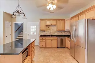706 Crowell Rd N, Covington, GA 30014 - Photo 7