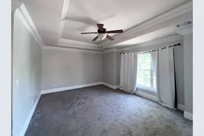 7945 Highland Bluff, Sandy Springs, GA 30328 - Photo 3